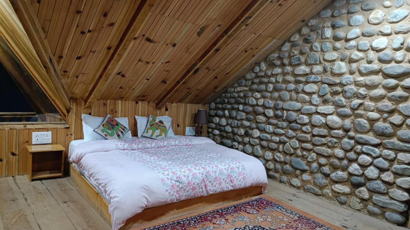 Ishan Log Huts- Boutique Homestay- since 1999 Banjār Extérieur photo